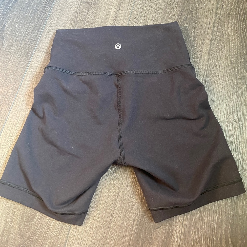 Lulu Align biker shorts, 4’’, size 4